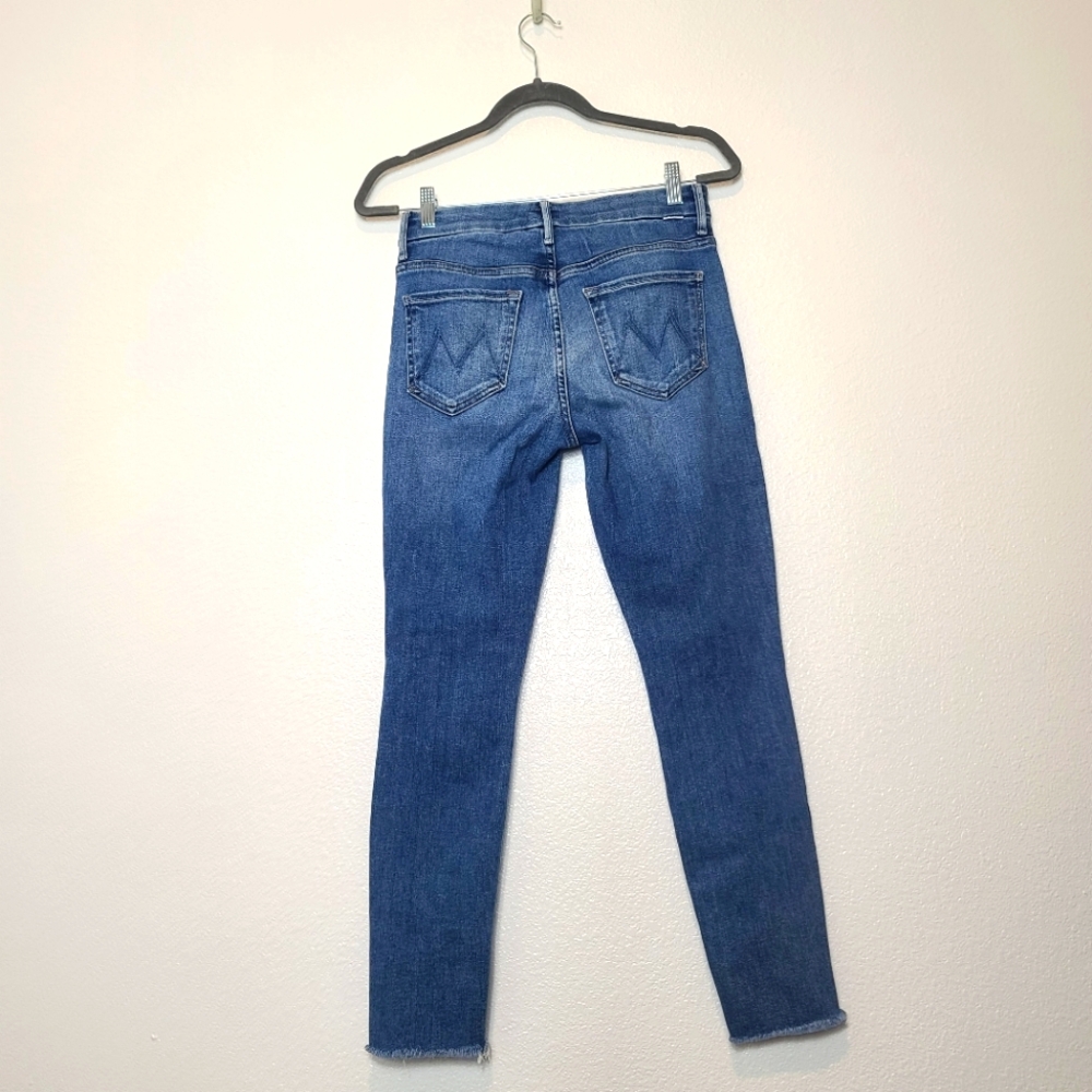 MOTHER High Waisted Looker Ankle Fray In Hop On Hop Off Size 27 - Picture 12 of 13